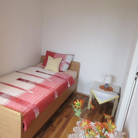 Private Apartment Near Fair Ground ฮันโนเวอร์ ภายนอก รูปภาพ